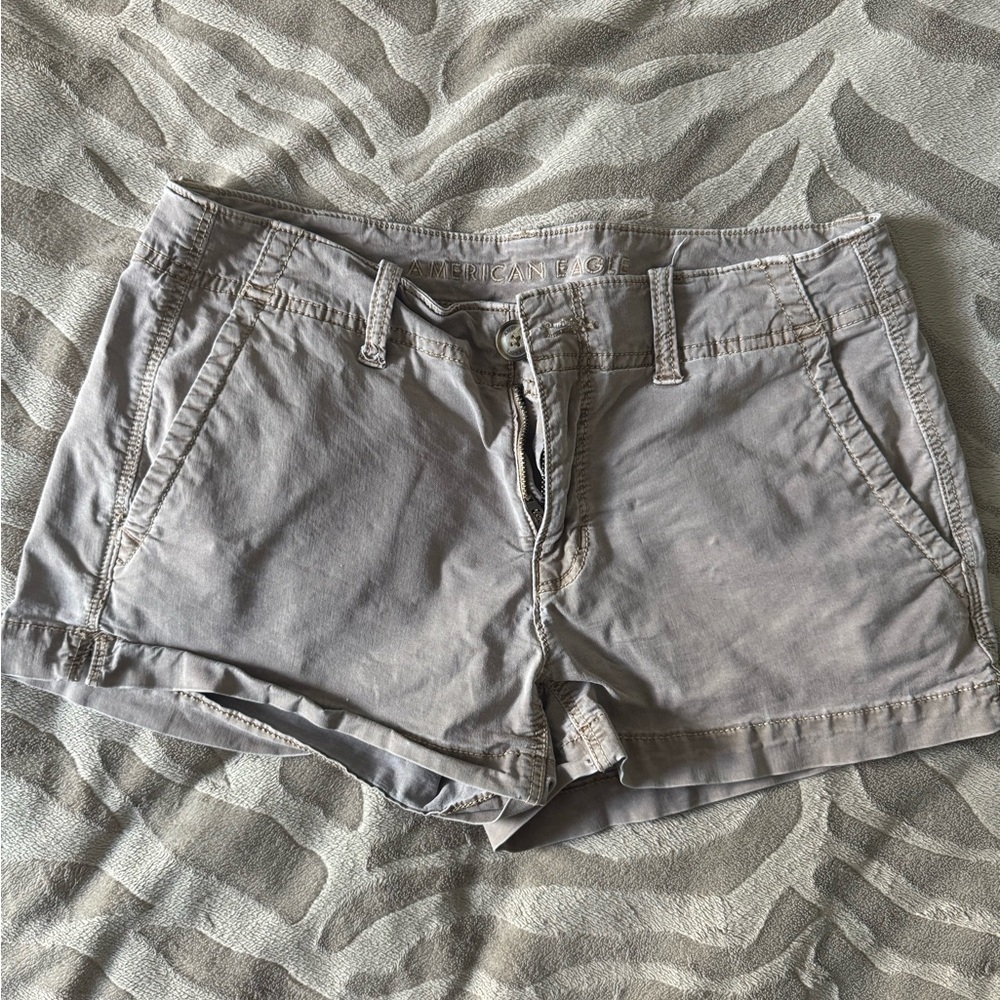 American Eagle Outfitters Gray Cargo Shorts Comfortable Durable